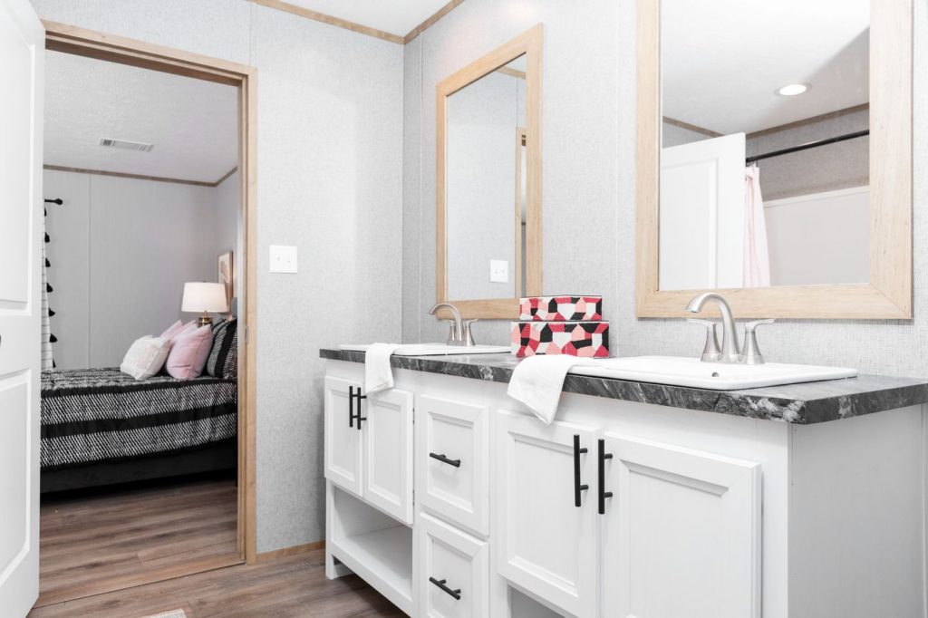 2022 Clayton 3BR/2BA Lot 50 Augusta Woods Mobile Homes in