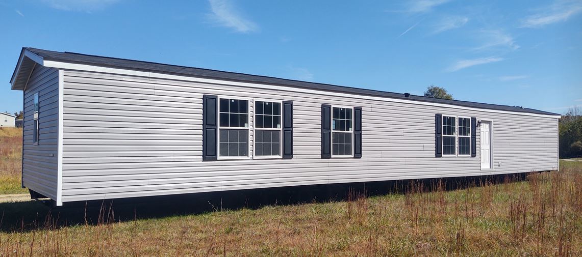 Homes Augusta Woods Mobile Homes in Staunton VAAugusta Woods