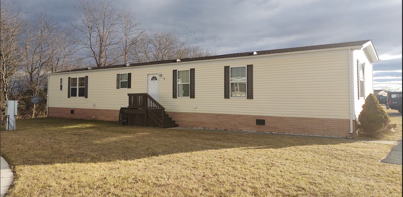 Homes Augusta Woods Mobile Homes in Staunton VAAugusta Woods