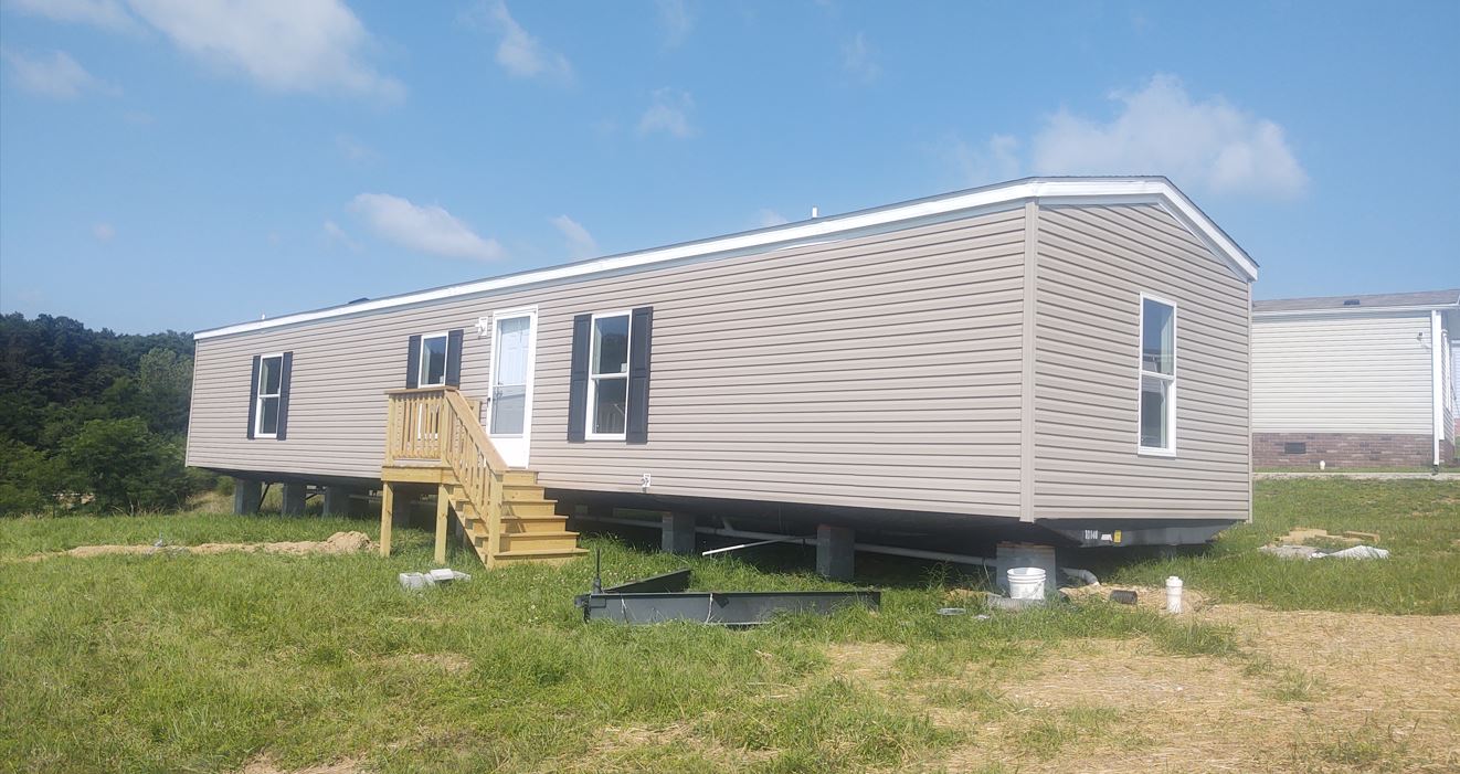 Homes Augusta Woods Mobile Homes in Staunton VAAugusta Woods