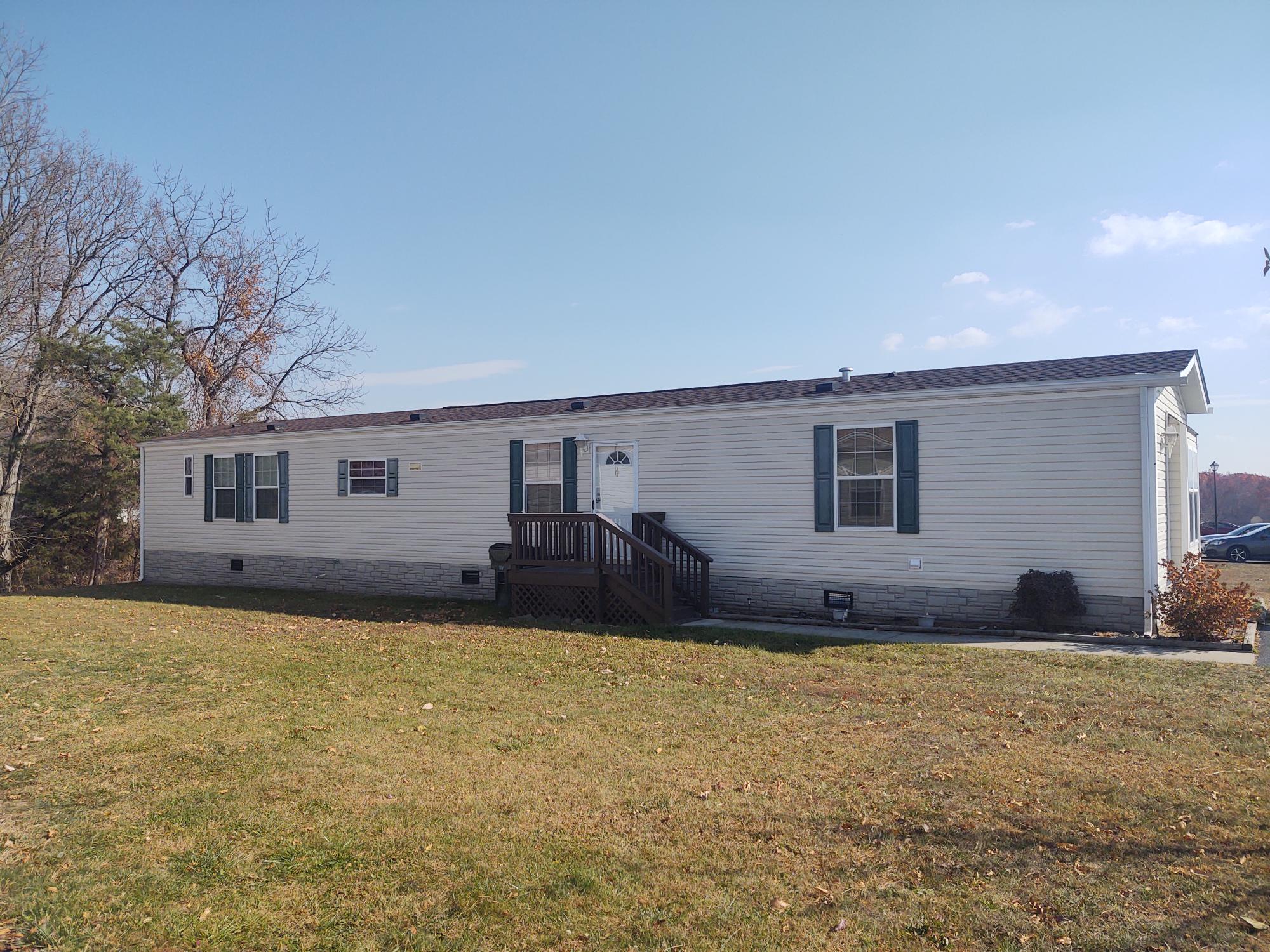 Homes Augusta Woods Mobile Homes in Staunton VAAugusta Woods